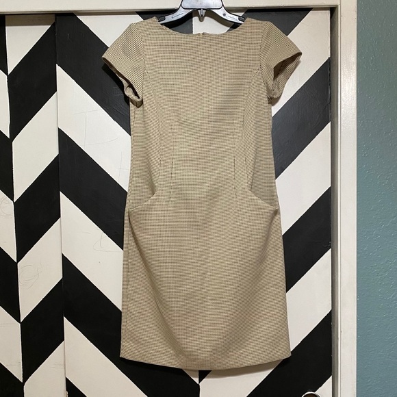 NWT Shelby & Palmer Dress With Pockets Size 6 - Picture 1 of 8